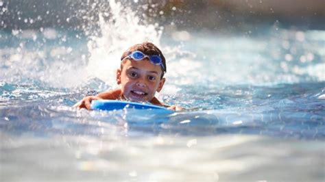 city of ottawa swimming schedule.
